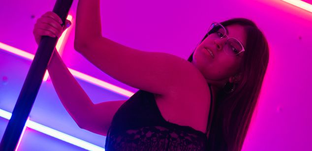 Model - Olivia Falcon bigass