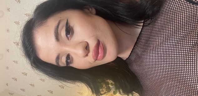 Model - Faylinne Doll openmind