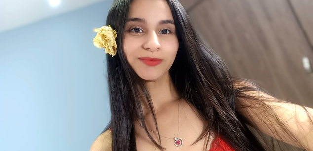 Model - Valen Hops zoom