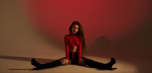 Model - Carolina Brava sph