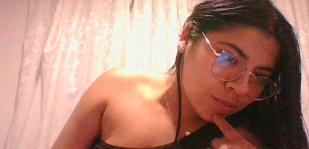 Model - Mariana twerk