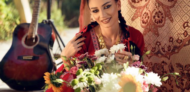 Model - AvaEmine sissy