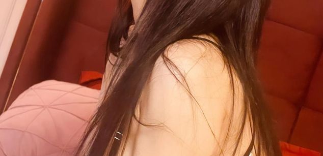 Model - MeganKroftt findom