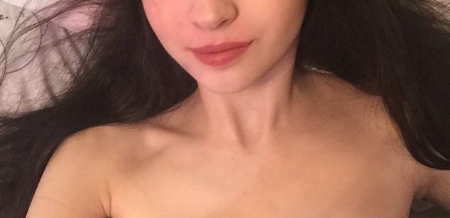 Model - Anitamagis cute