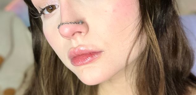 Model - MariaTinyGirl feet