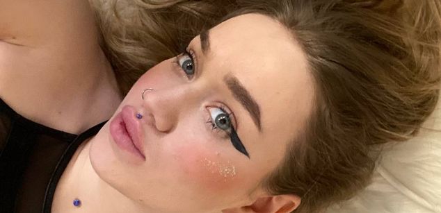 Model - FionaPowerpuff bdsm