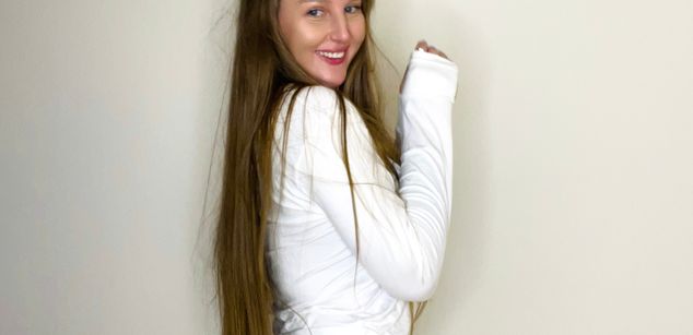 Model - sonya_indigo Blonde