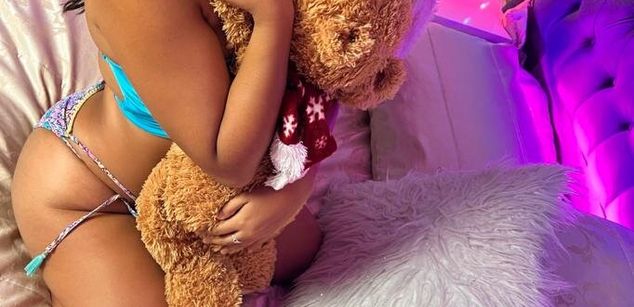 Model - TayraBanks young