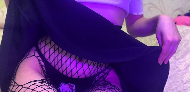 Model - Pretty Betty findom