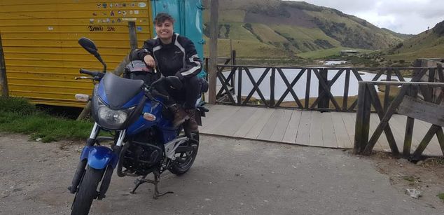 Model - Nicolai masturbation