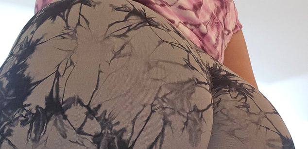 Model - Karin Wood feet