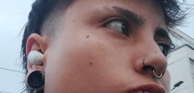 Model - Nicolai masturbation