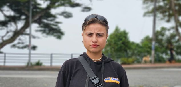 Model - Nicolai masturbation