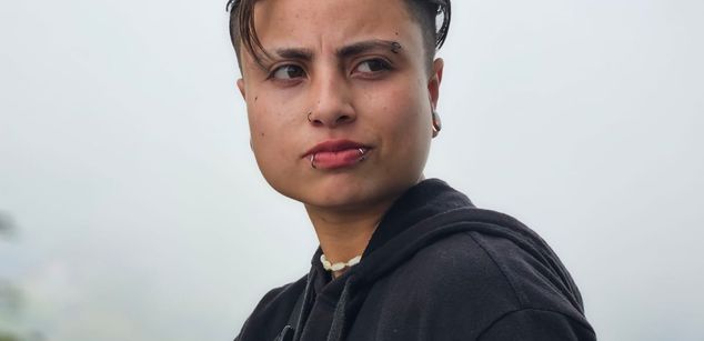 Model - Nicolai masturbation