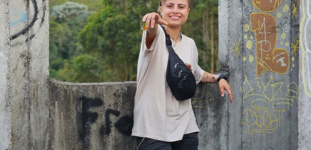 Model - Nicolai masturbation