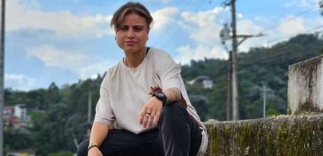 Model - Nicolai masturbation