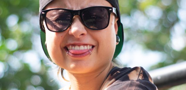 Model - Nicolai masturbation