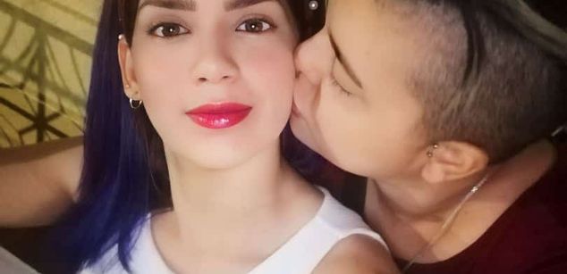 Model - isabella_and_daniela dildoass