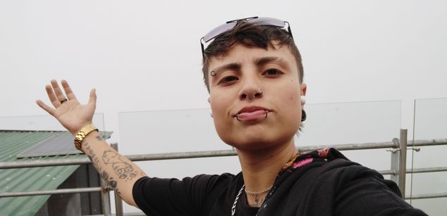 Model - Nicolai masturbation