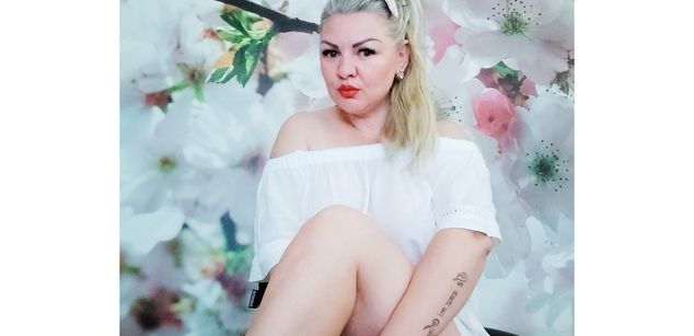 Model - Brianna strast