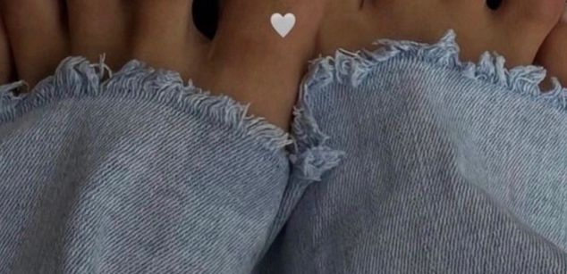 Model - IsaCharm cum