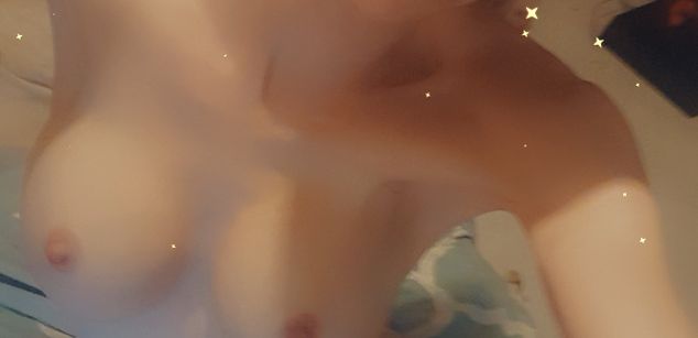 Model - Mistressmilly32 joi