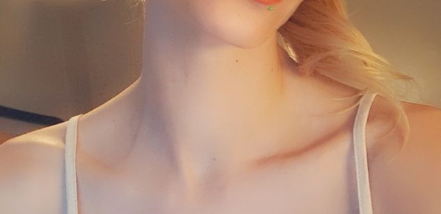 Model - Mistressmilly32 joi