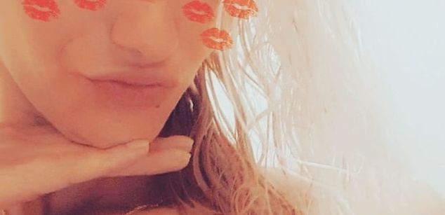 Model - Mistressmilly32 joi