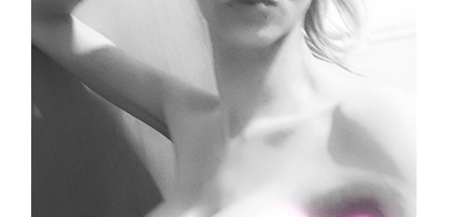 Model - Mistressmilly32 joi