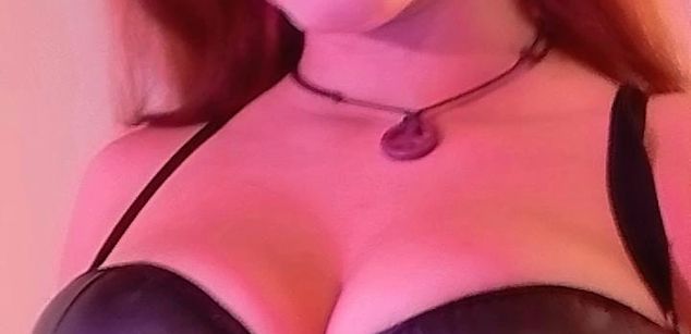 Model - rukkia findom