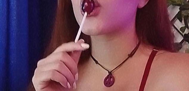 Model - rukkia findom