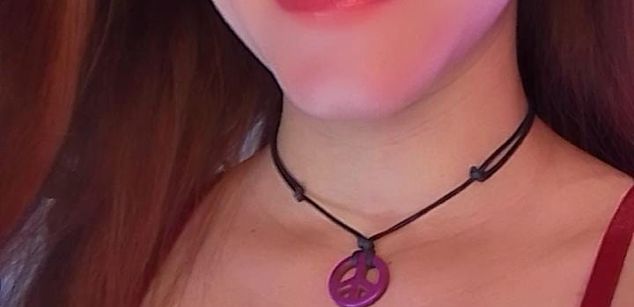 Model - rukkia findom