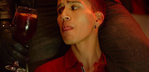 Model - Dom2travelers fetish