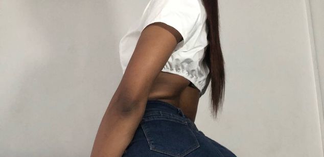 Model - Kimberly Moon bottom