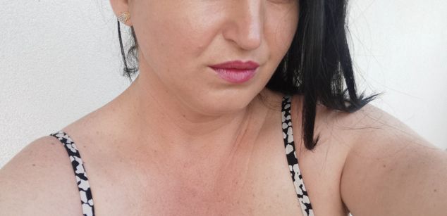 Model - Angela White bigboobs