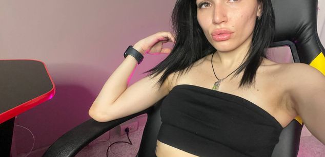 Model - Adelia_Castro Hot