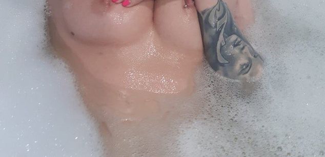 Model - AwesomeJas Godness