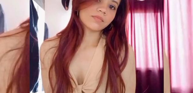 Model - Morocha Tropical brunette