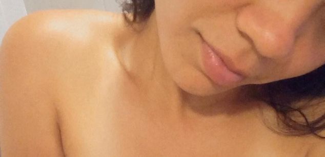 Model - Morocha Tropical brunette