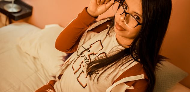 Model - Vahiolet_smith hairy