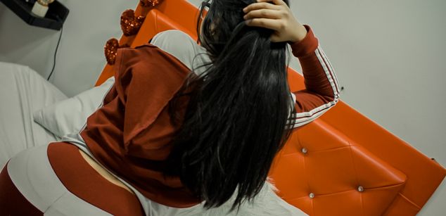 Model - Vahiolet_smith young