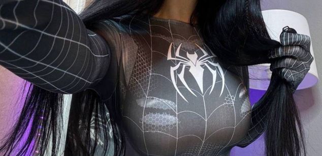 Model - kimberry brunette