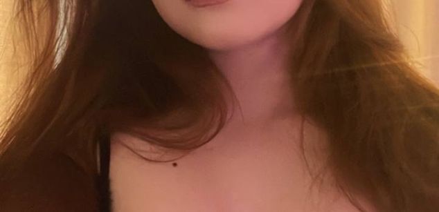 Model - Sweetwitchh joi