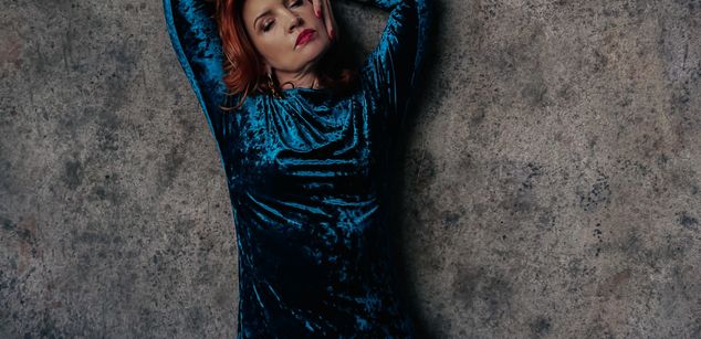 Model - Karolina Bella mistress