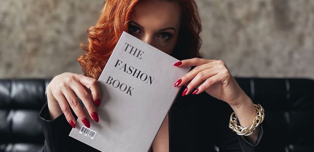 Model - Karolina Bella mistress