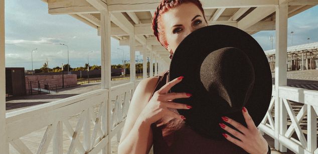 Model - Karolina Bella mistress