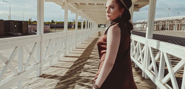 Model - Karolina Bella mistress