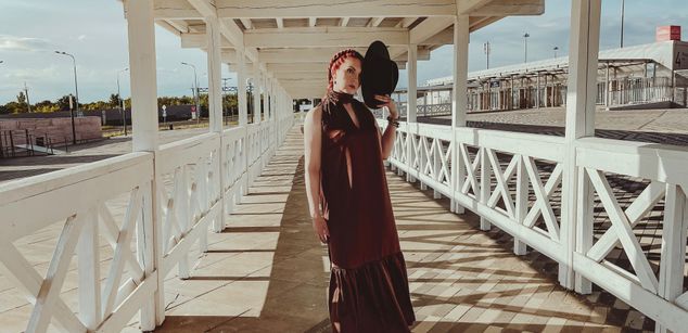 Model - Karolina Bella mistress