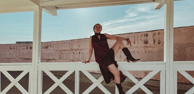 Model - Karolina Bella mistress