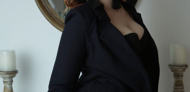 Model - Karolina Bella mistress